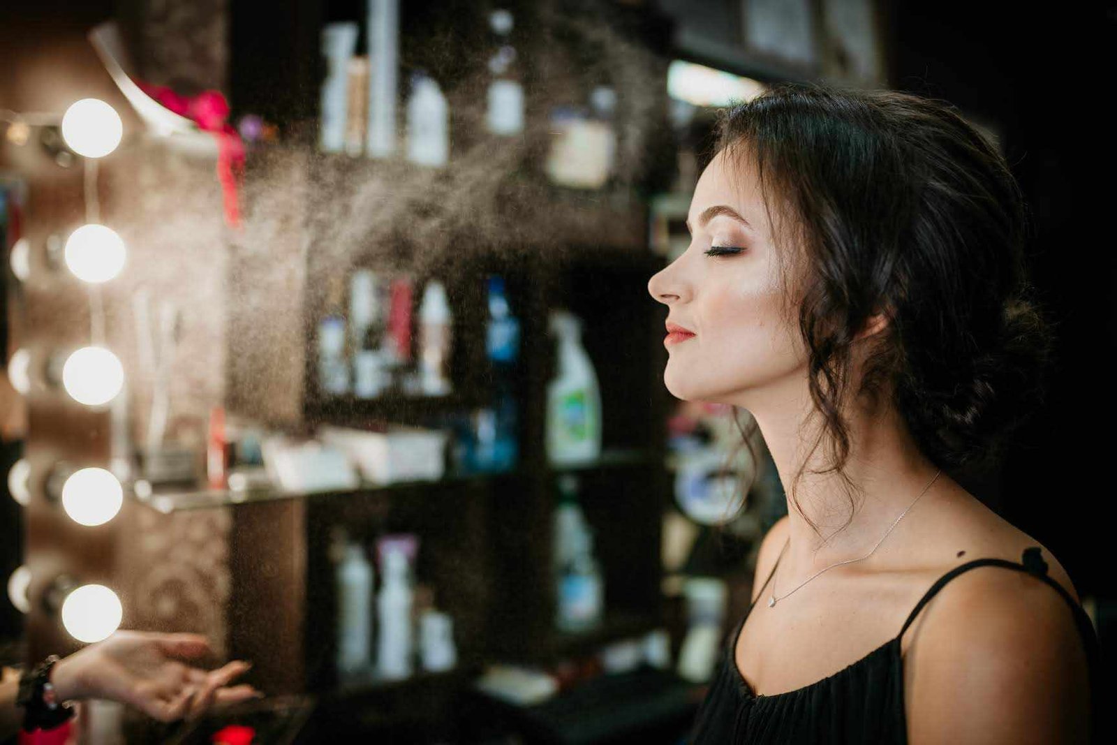 Beauty процес и финално фиксиране на професионален грим