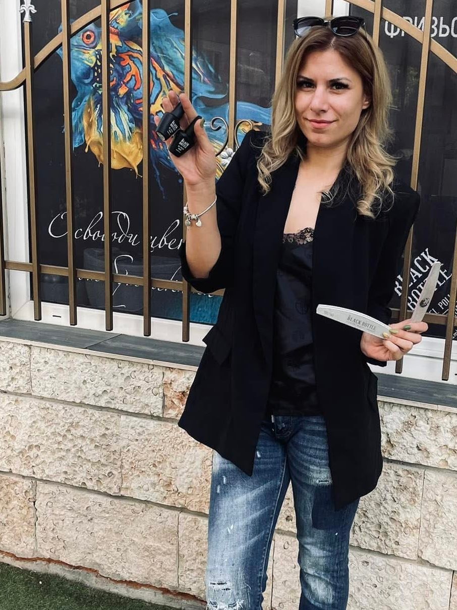 Мария Моллова – преподавател по маникюр и педикюр